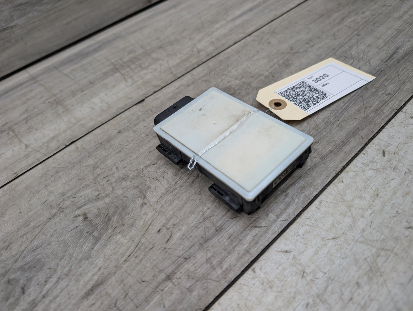 OEM BMW F90 G01 G05 G12 G16 G20 G30 X3 X5 Blind Spot Radar Sensor Control Module