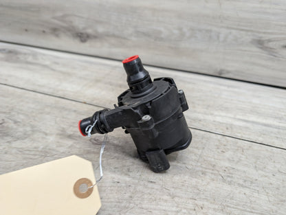16-19 OEM BMW G11 G12 G30 M550 750 M760 Auxiliary Electric Coolant Water Pump