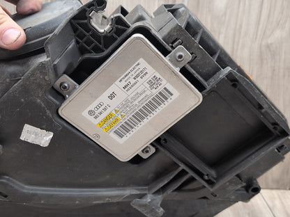 08-12 OEM Audi A5 S5 Front Right Passenger Xenon Headlight w Modules 8T0941004AM