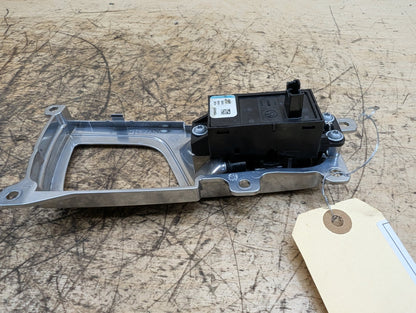 16-22 OEM BMW G11 G12 740 750 M760 Parking Brake Auto Hold Control Switch Trim