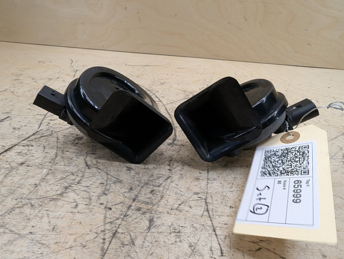 2019-2026 BMW X5 G05 Alarm Horns SET 7342945 OEM