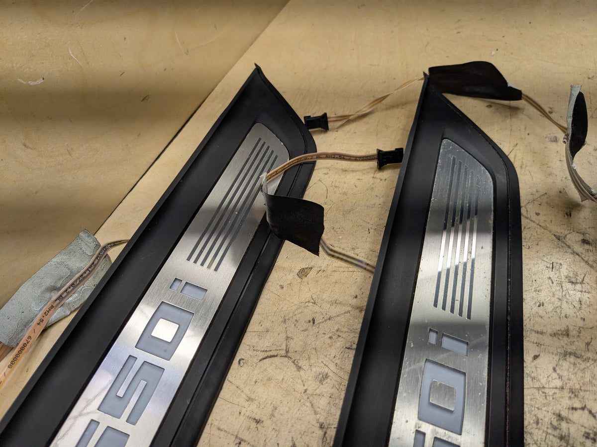 2018-2023 BMW M550i G30 Scuff Plate Door Sill SET 8072378 OEM