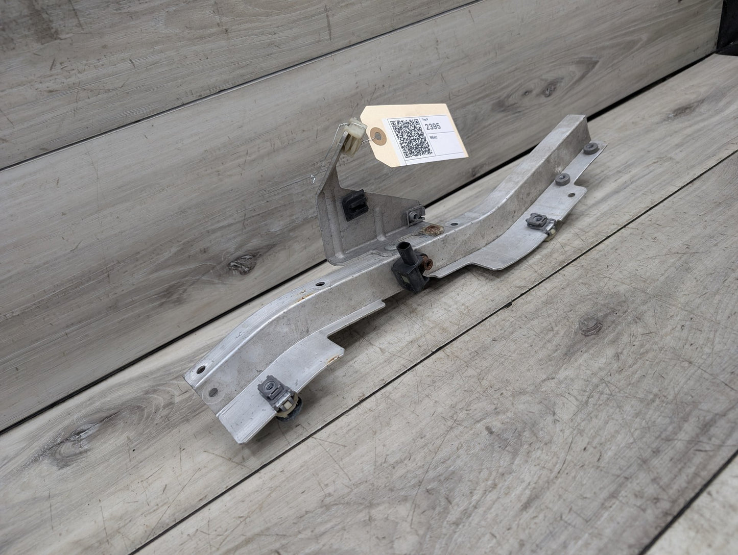 14-19 OEM BMW F15 F16 F85 X5 X6 Right Passenger Headlight Mount Support Bracket