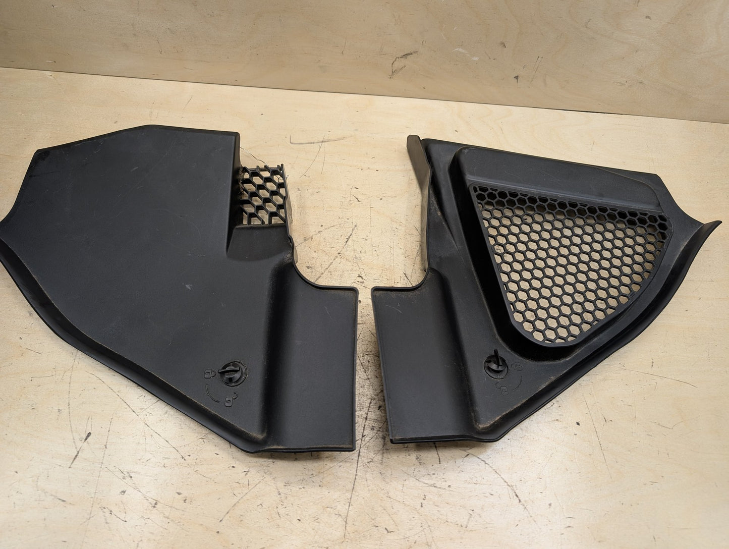2018-2024 BMW X3 G01 Left Right Side Cowl Covers SET 7399018
