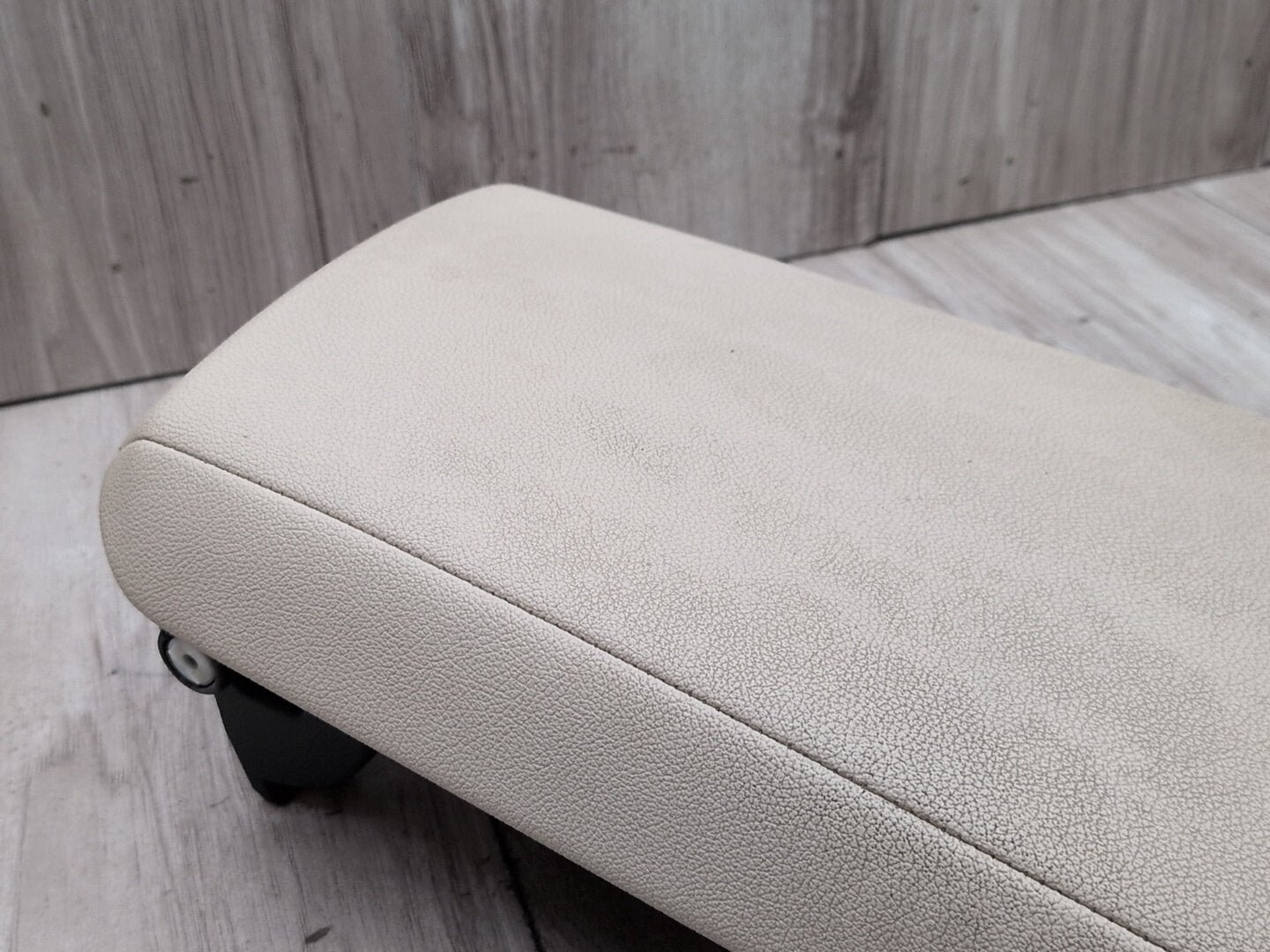 2019-2026 BMW 330i G20 Center Console Armrest Arm Rest 6994355