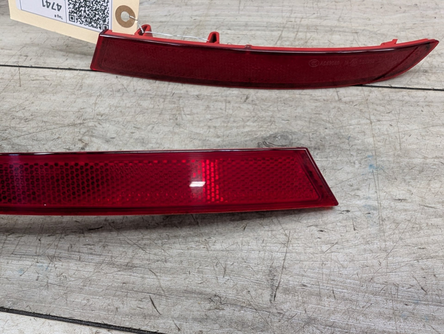 2018 - 2024 BMW X3 G01 Rear Left Right Bumper Reflectors SET 7419928 B46B20O1