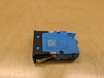OEM BMW F44 F48 F97 G01 G05 G12 G20 G30 G80 USB Dual Type C Charger Port Socket