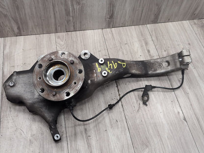 2014 - 2018 BMW X5 F85 Front Right Passenger Spindle Knuckle w/ Bearing 6869870 S63B44T2