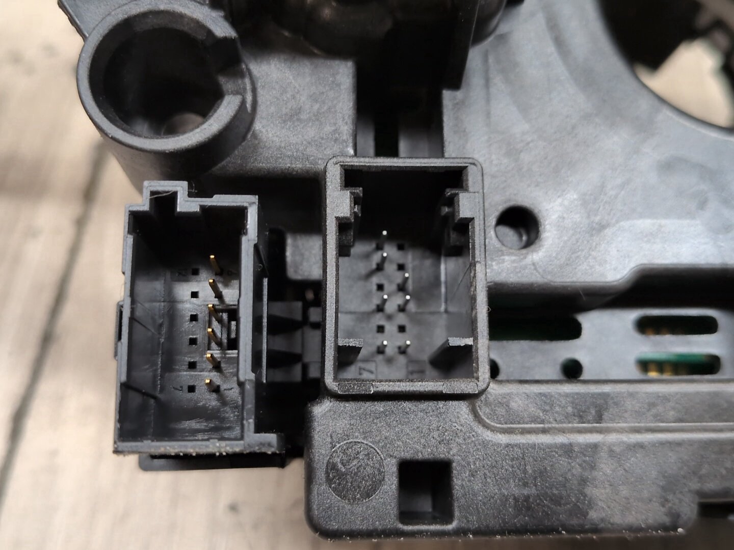 OEM BMW F22 F30 F32 F36 F80 F82 M3 M4 Clock Spring Steering Wheel Angle Sensor