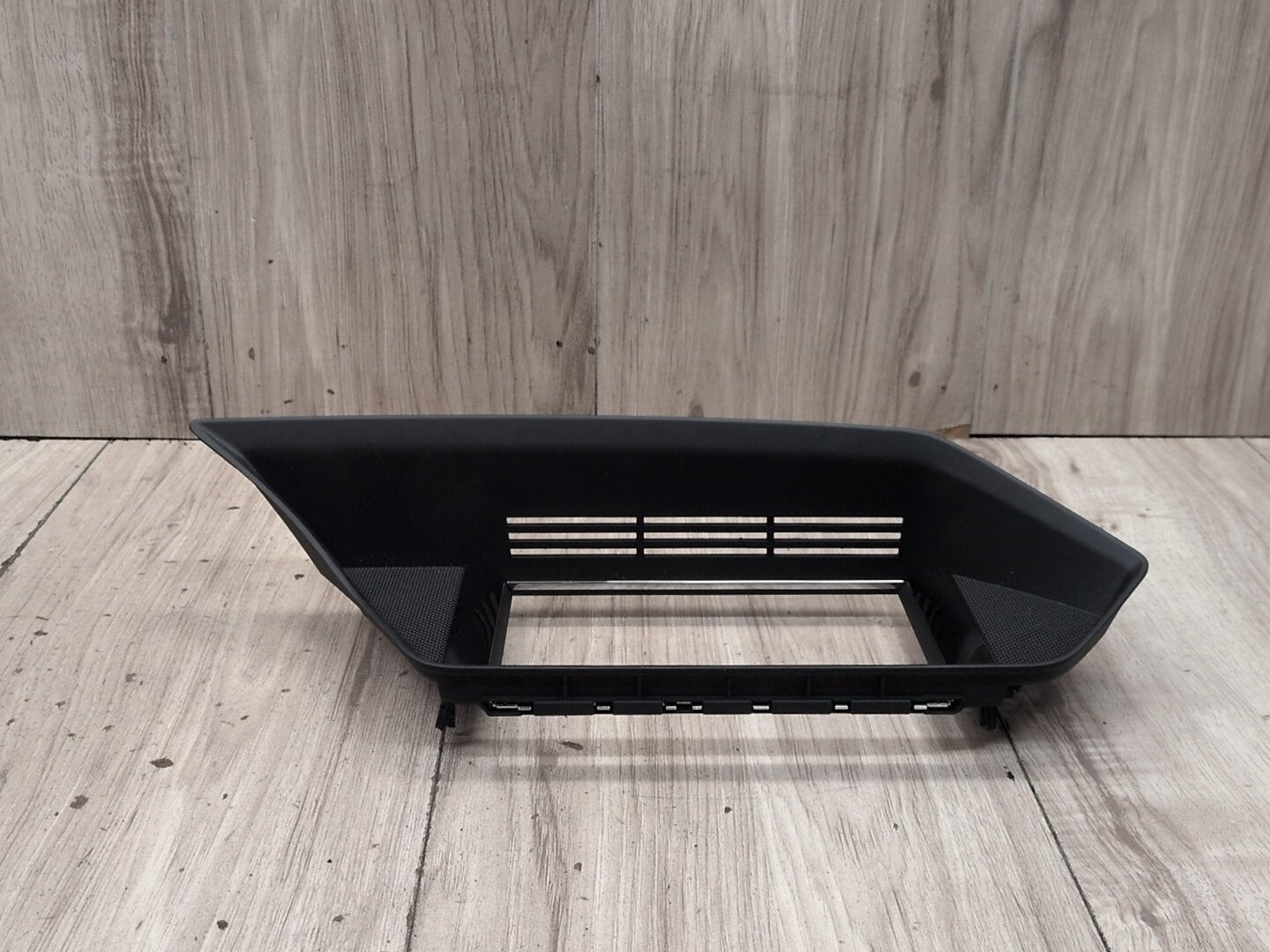 2009-2012 Mercedes-Benz E550 W212 Dashboard Center console Display Screen Trim