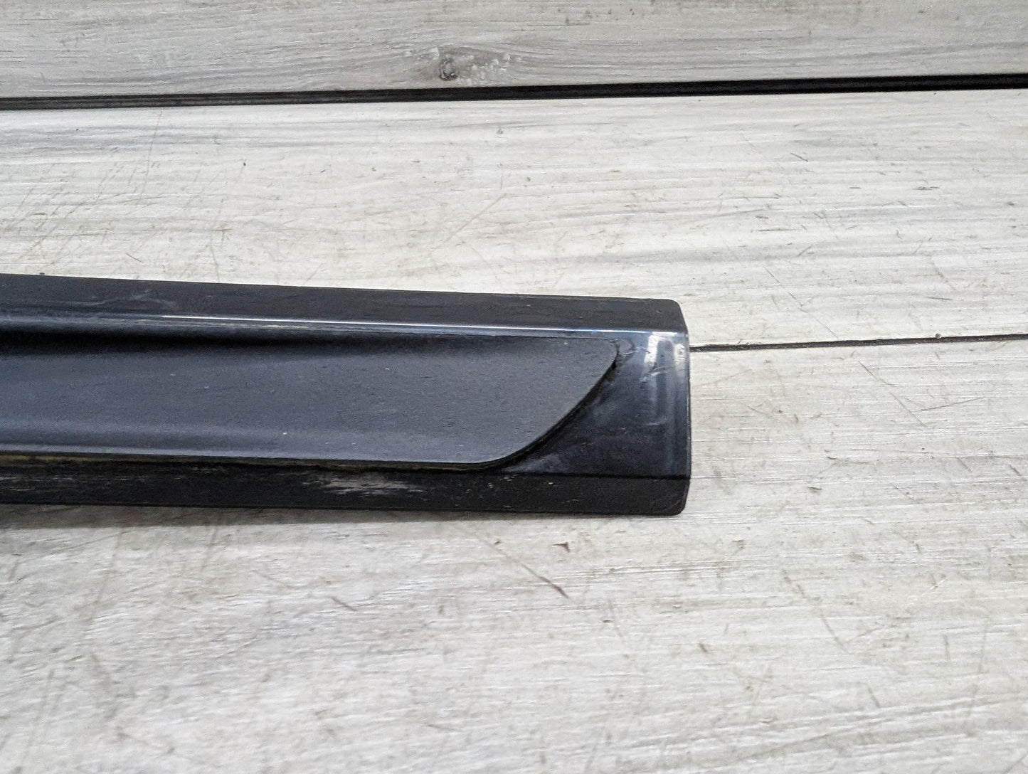 2016-2022 BMW 750Li G12 Left Driver Side Skirt Rocker Panel Carpet Light Module 7370179