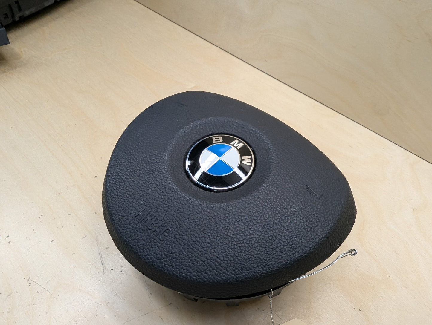 OEM BMW E82 E84 E88 E90 E92 E93 Front Driver SPORT Steering Wheel Airbag Air Bag