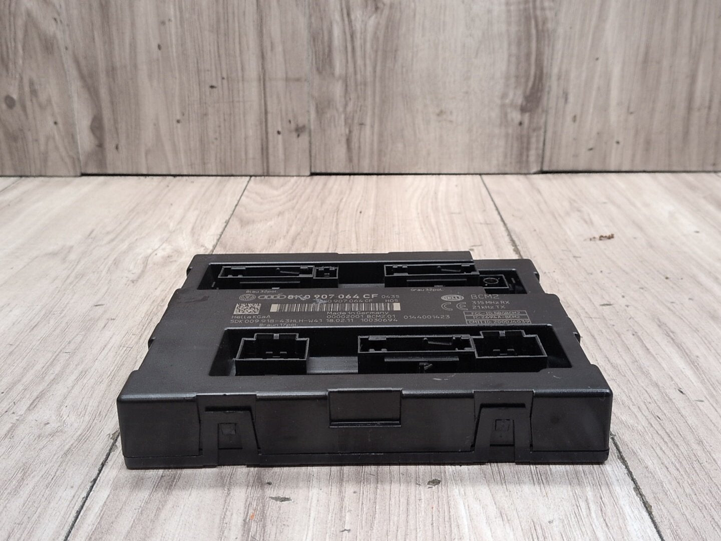 2008-2017 Audi S5 8T BCM Body Control Module 8K0907064CF