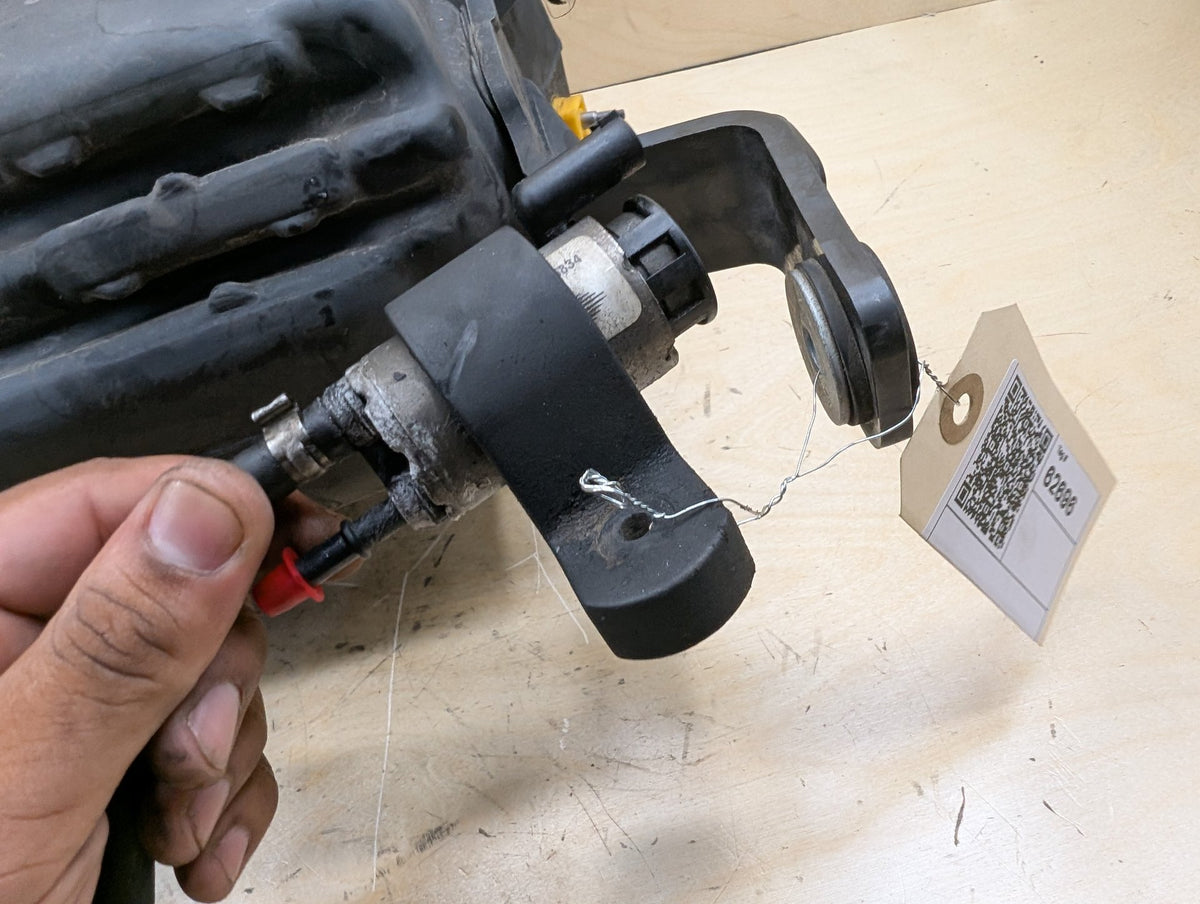 BMW F30 F31 328D N47T Diesel Exhaust Fluid Def Scr Active Tank Pump OEM