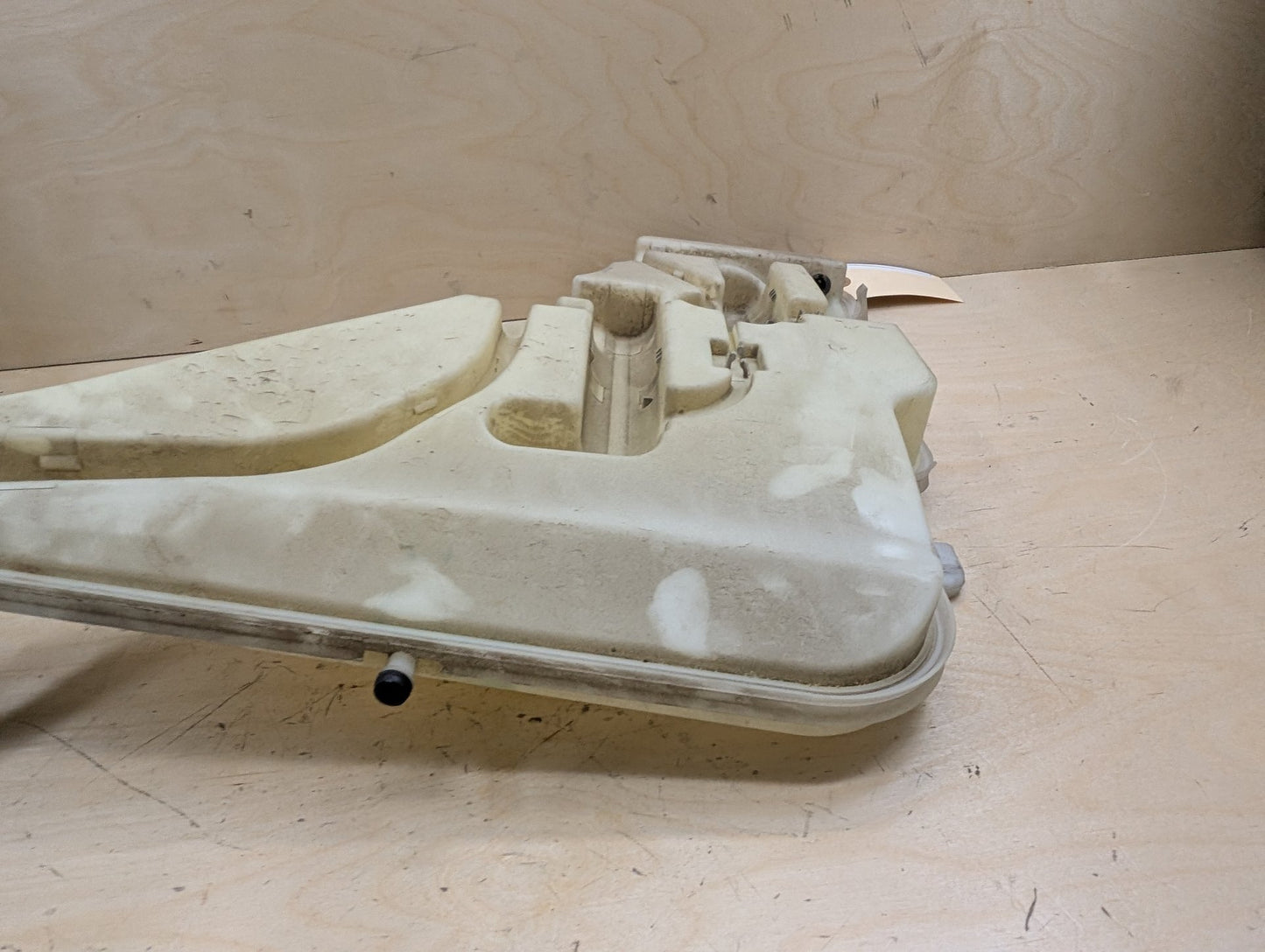 2012-2018 BMW 335i F30 Windshield Reservoir Tank Assembly 7241664