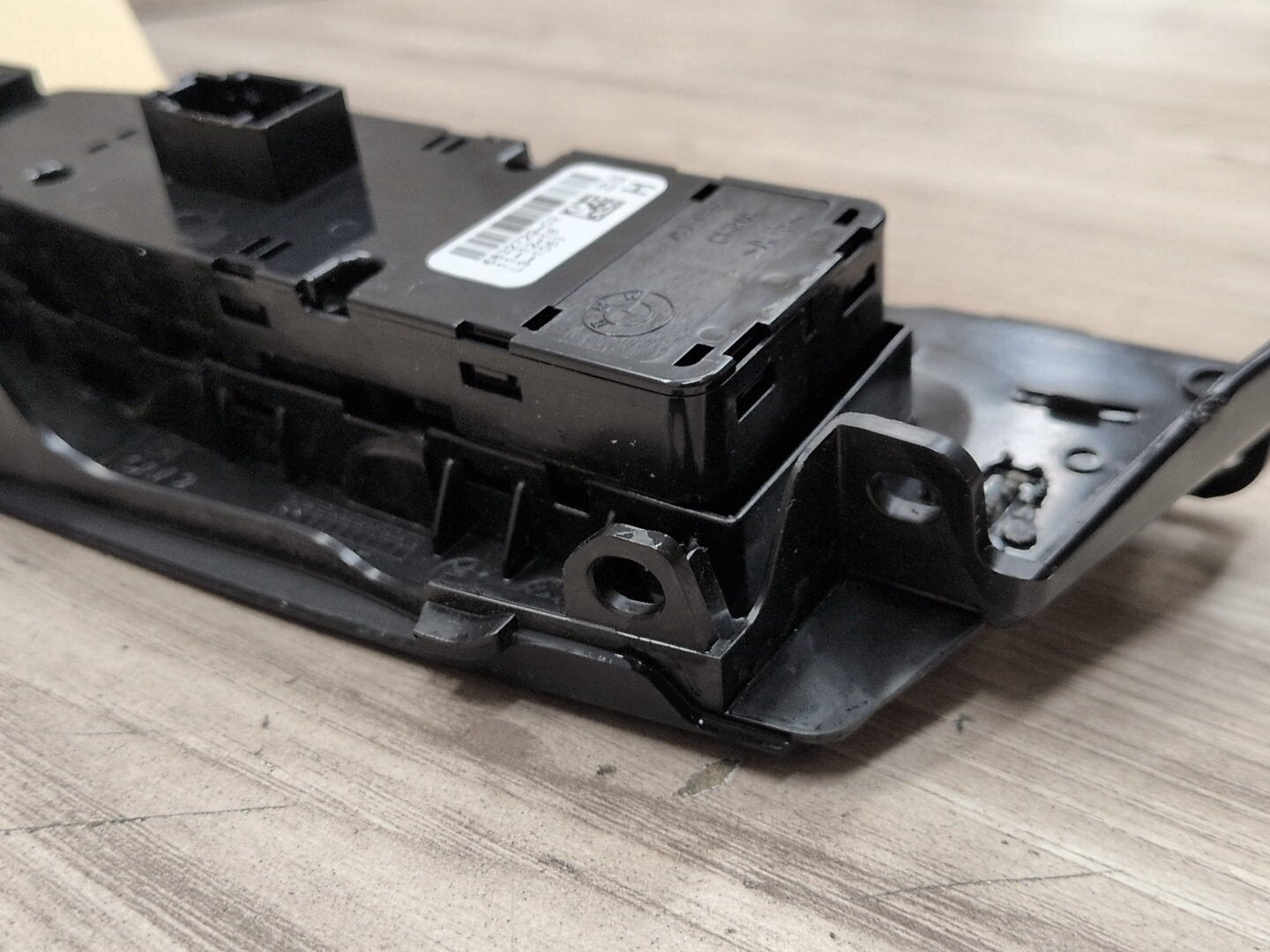 OEM BMW F90 F97 G01 G05 G20 G30 X3 Front Driver Main Master Power Window Switch