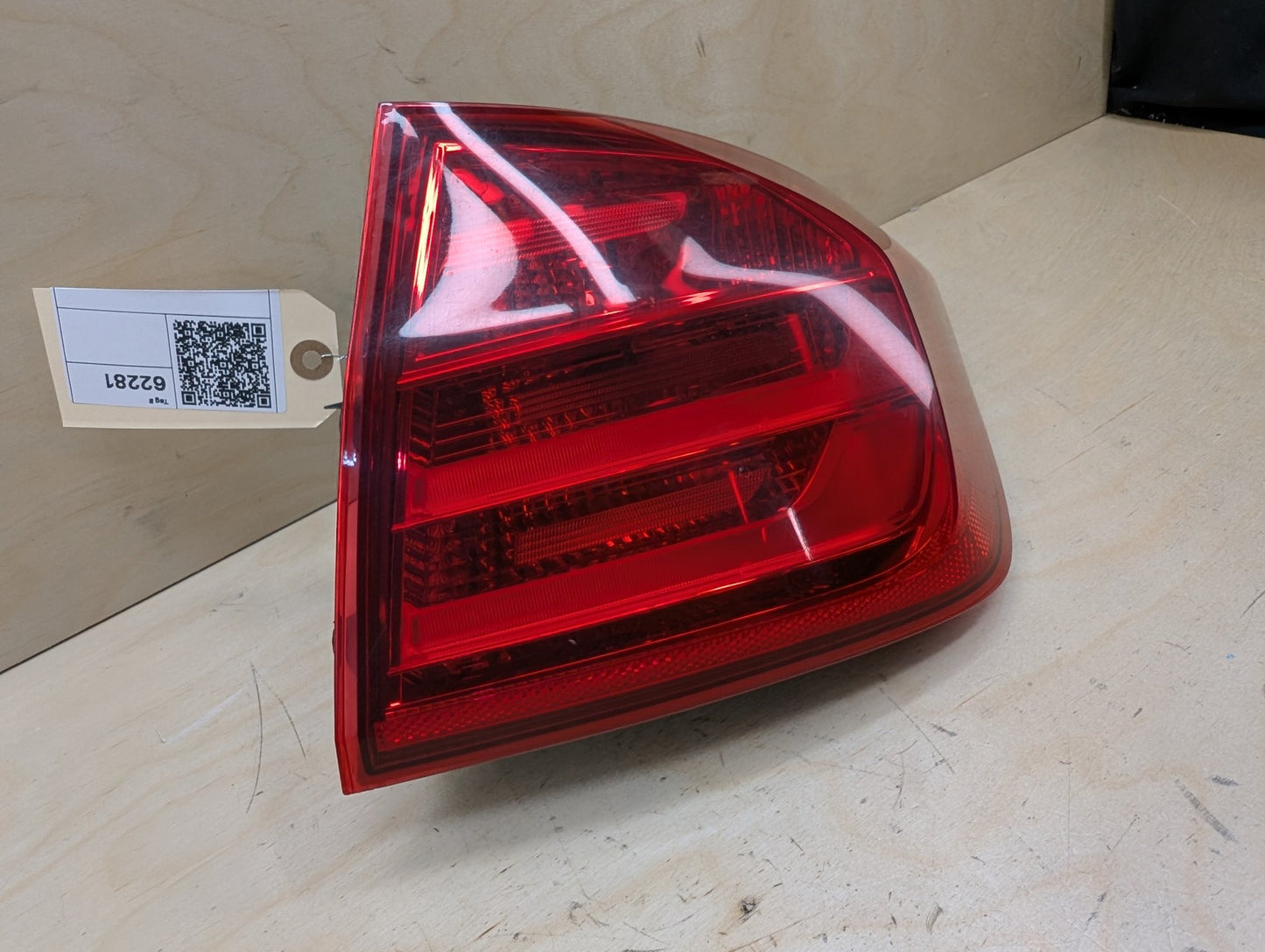 12-15 OEM BMW F30 F80 328 335 M3 Rear Right Passenger Side Outer Tail Light Lamp