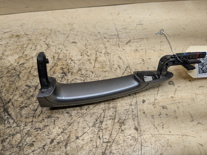 2008-2013 BMW 135i E88 Front Right Passenger Door Handle 7207558