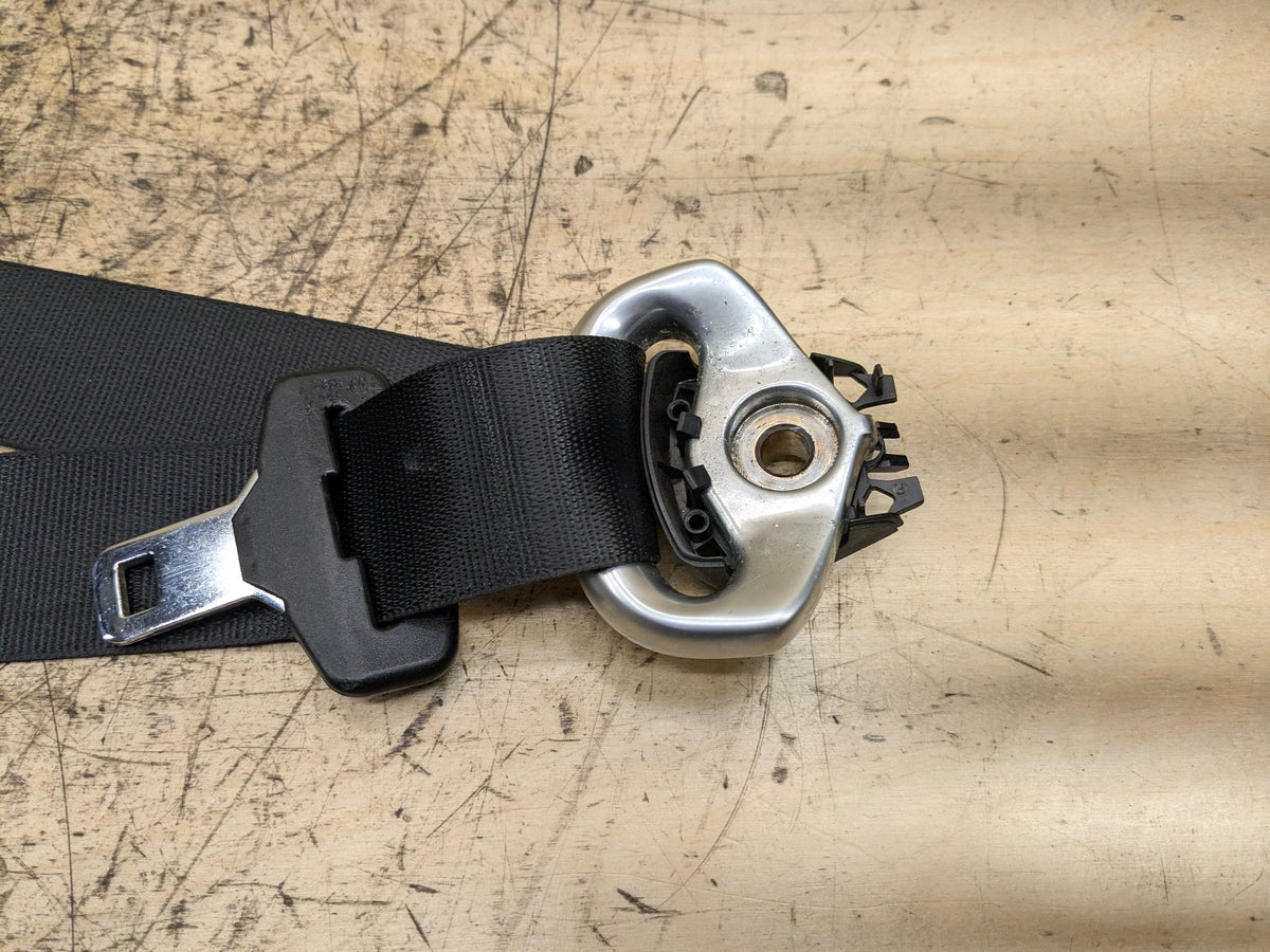 2008-2013 BMW 135i E88 Front Right Passenger Seatbelt Retractor 6981478 OEM