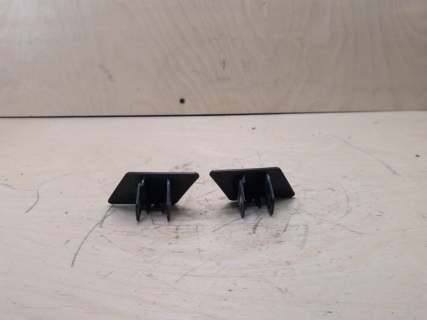 OEM BMW E90 LCI Front Left Right Bumper Headlight Washer Nozzle Cap Cover PAIR