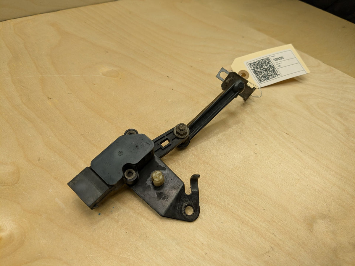 2018-2025 BMW X3 G01 Suspension Height Level Sensor 6870200 OEM