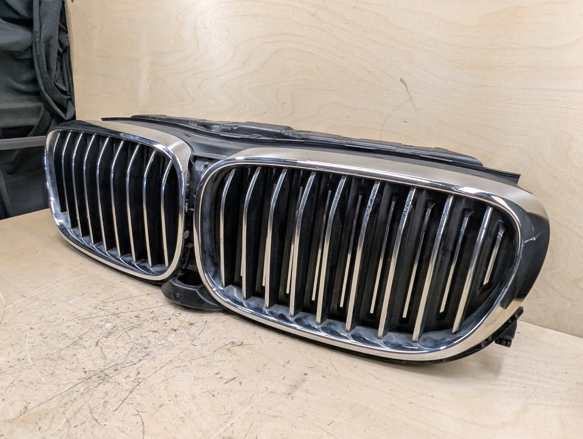 16-19 BMW G12 Front Bumper Radiator Air Flap Shutter w/ Kidney Grilles OEM
