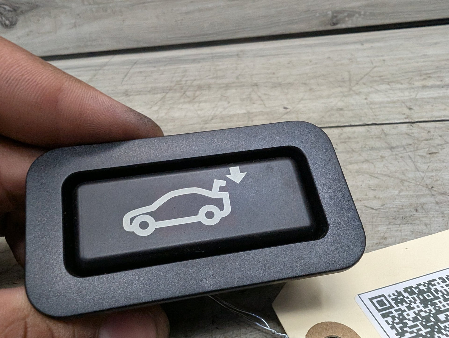 2007-2013 BMW X5 E70 Liftgate Trunk Lid Lock Unlock Switch 8375580
