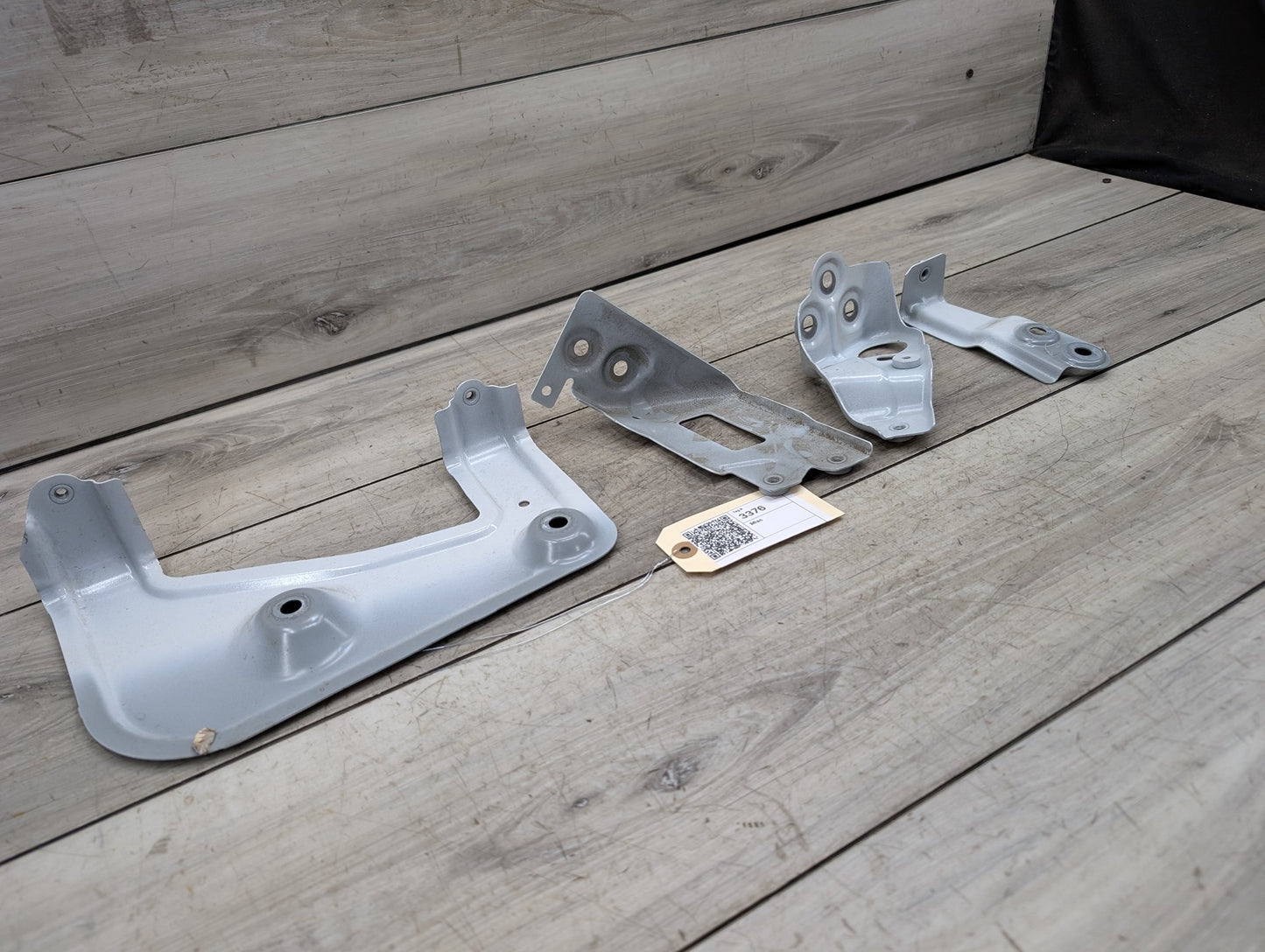 2019 - 2026 BMW X5 G05 Front Left Driver Fender Brackets SET 7418217 B58B30M1