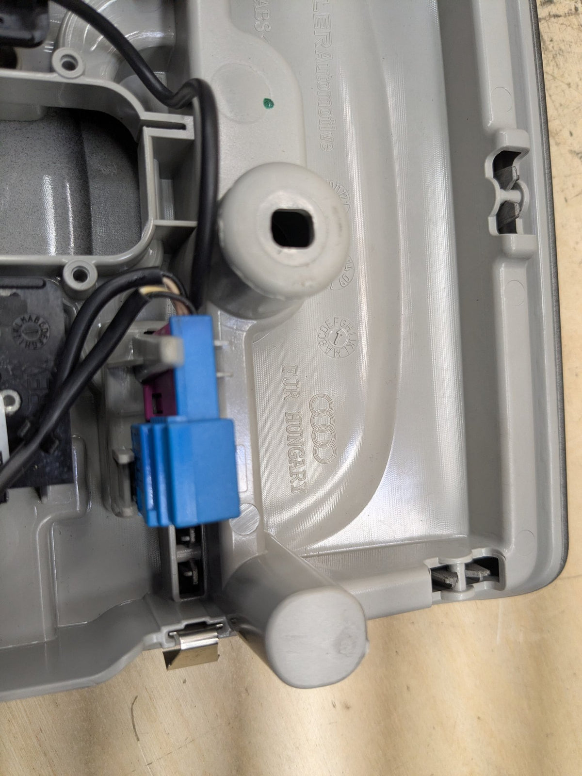 2012-2018 Audi A6 C7 Headliner Overhead Dome Light Switch Module 4G0947135E OEM