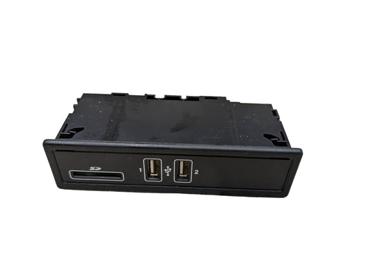 2015-2021 Mercedes-Benz C43 W205 AUX/ USB Charger Port Socket A2058200226