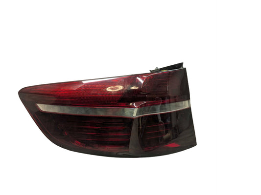 08-12 OEM BMW E71 X6 X6M PRE-LCI Rear Left Driver Outer Quarter Stop Tail Light