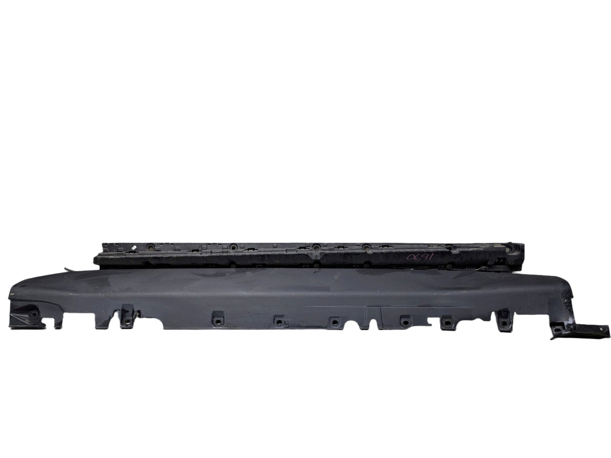 2015 BMW X5 F15 Left Driver Side Skirt Rocker Panel 7294379