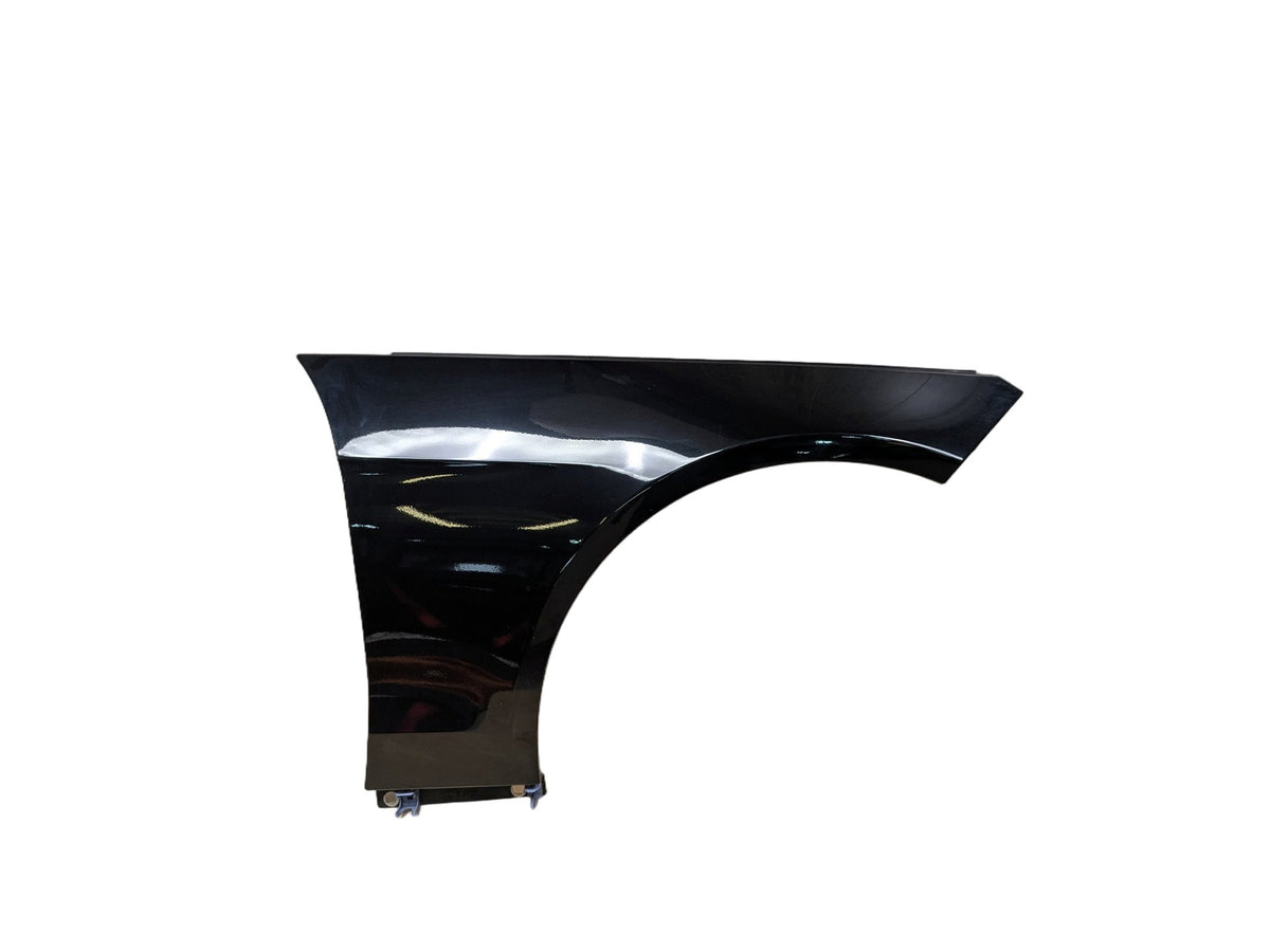 2014 Mercedes-Benz E550 W212 Front Right Passenger Fender Panel 197 (Obsidian black- Metallic finish)