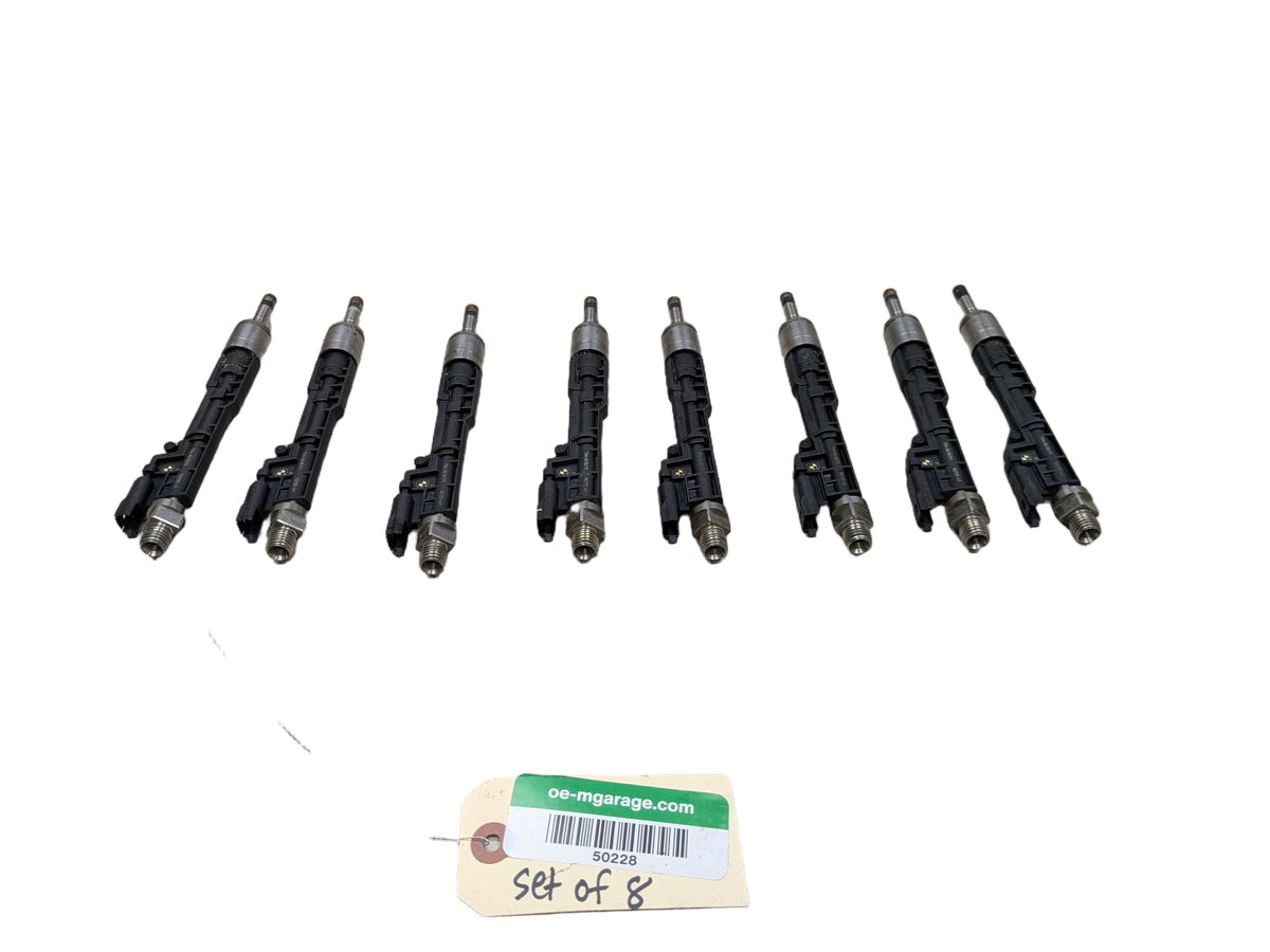 2016 BMW 750i G12 Engine Motor Fuel Injector SET 8638255 19-24 OEM BMW G12 G30 M550 750 Engine N63R High Pressure Fuel Injector SET