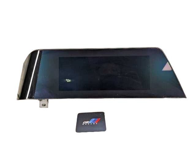 2022 BMW 330i G20 Monitor Display Screen 5A3E575 OEM BMW G20 G22 G23 G26 G42 PRE-LCI Navigation Monitor Display Screen 8.8"