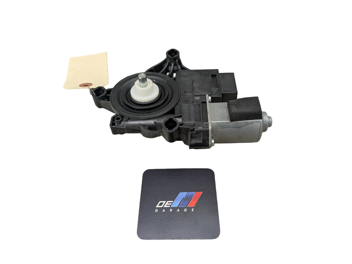 2021 BMW 330i G20 Front Right Passenger Door Window Glass Regulator Motor 8498860 OEM BMW G20 G80 330 M340 M3 FRONT Right Passenger Door Window Regulator Motor