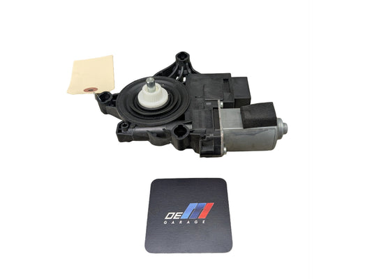 2021 BMW 330i G20 Front Right Passenger Door Window Glass Regulator Motor 8498860 OEM BMW G20 G80 330 M340 M3 FRONT Right Passenger Door Window Regulator Motor OEM