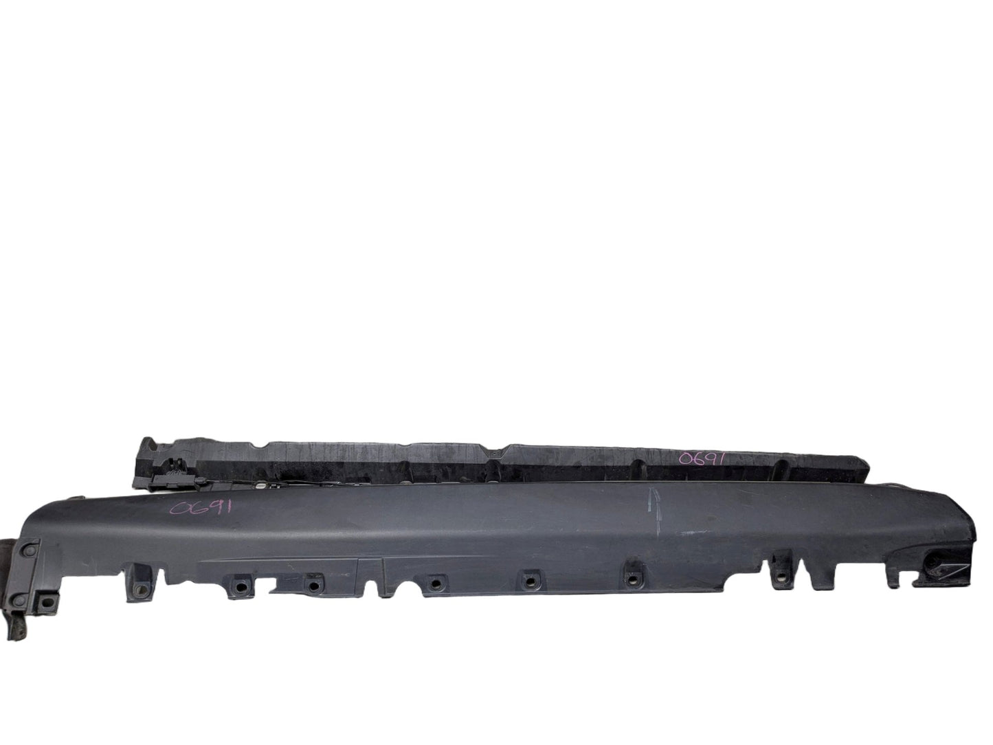 *OEM BMW F15 X5 Right Passenger Running Board Side Skirt Rocker Panel w Bracket