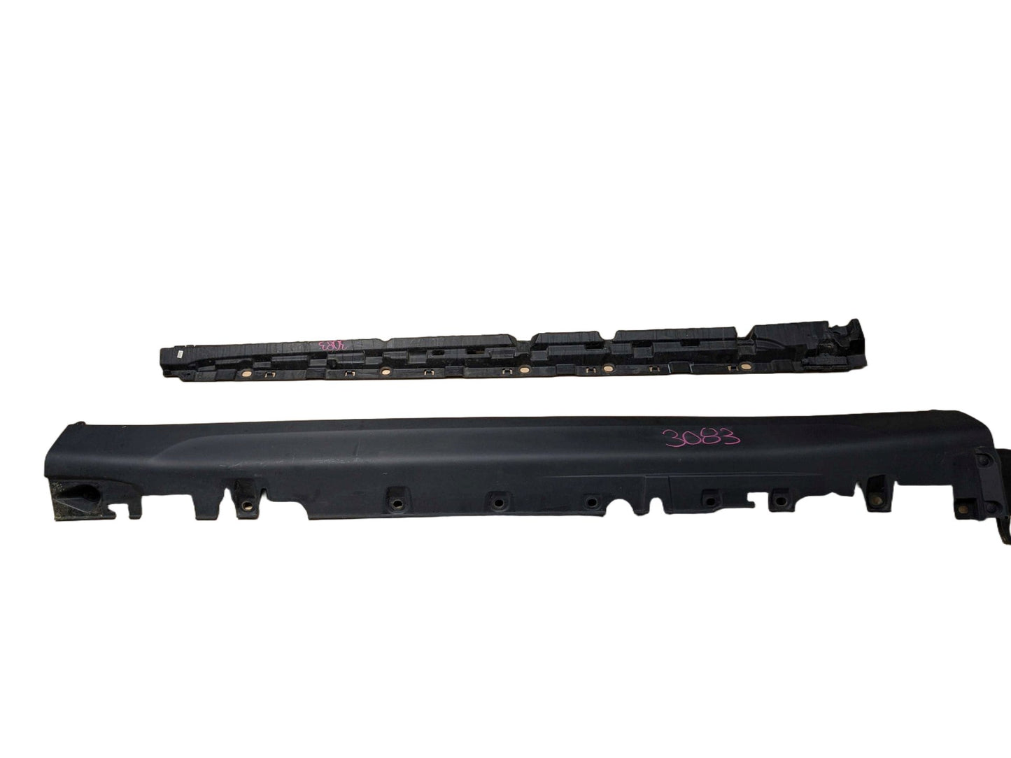 *14-18 OEM BMW F15 X5 Left Driver Side Skirt Rocker Panel Molding w/ Bracket