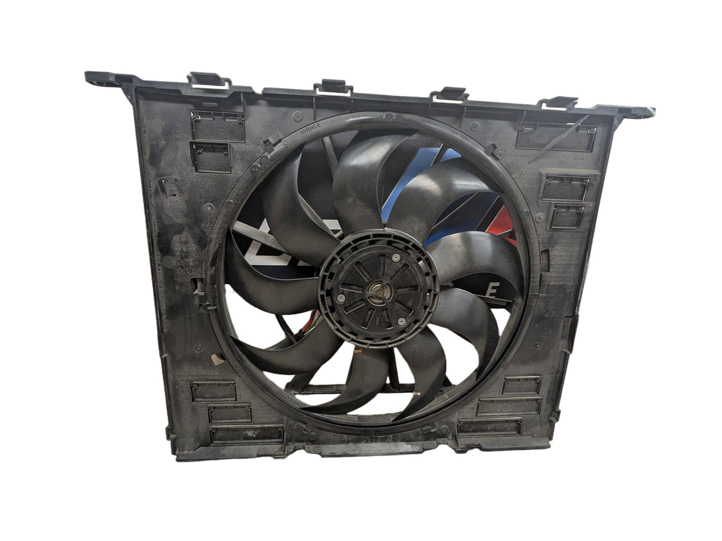 2017 BMW 750i G12 Radiator Fan Shroud Housing w/ Motor 8619625 OEM BMW G12 740 750 G30 530 Engine Radiator Cooling Fan Shroud Motor 850W