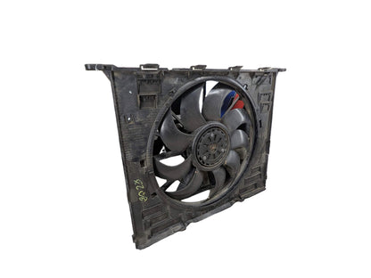 2016 BMW 740i G12 Radiator Fan Shroud Housing w/ Motor 8619626 16-20 OEM BMW G12 740 G30 530 540 Engine B46 B58 Radiator Cooling Fan Motor 600W