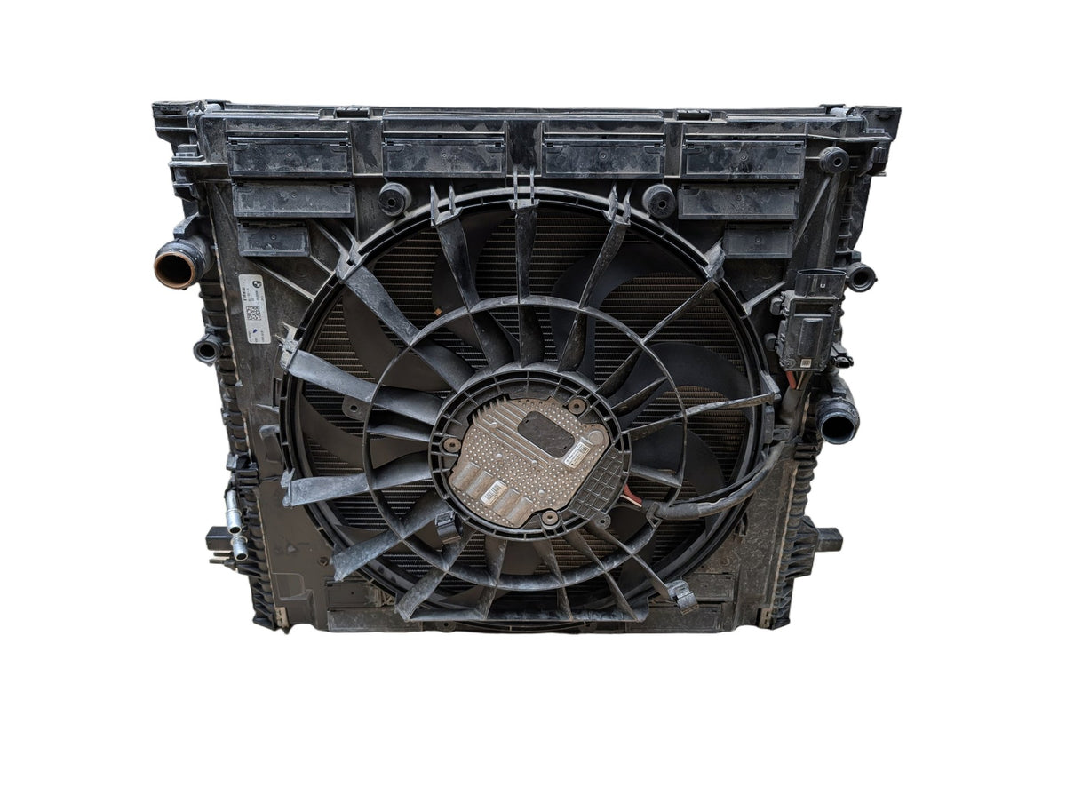 2019-2026 BMW X5 G05 Radiator Cooling Condenser Fan Shroud Assembly SET 8655762