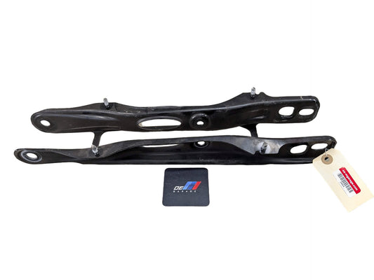 2021 BMW 540i G30 Rear Right Passenger Control Arm 6875104 OEM BMW G11 G12 G30 530 540 M550 740 750 M760 REAR Left Right Lower Control Arm OEM