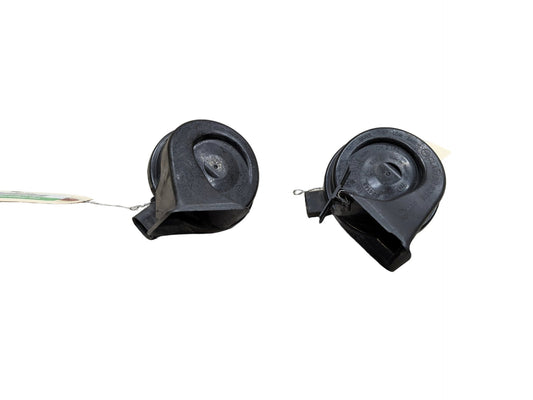 08-13 OEM BMW E82 E88 128i 135i Left Right Horn Signal Low Tone Pitch PAIR