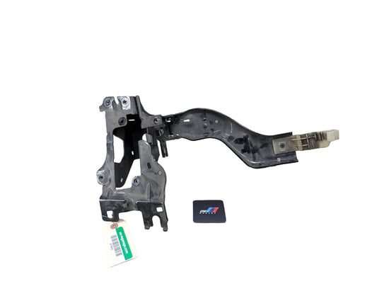 16-19 OEM BMW G12 740 750 M760 Front Right Passenger Headlight Support Bracket