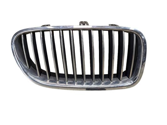 11-13 OEM BMW F10 528 535 550 Front Right Side Bumper Chrome Grille Insert*