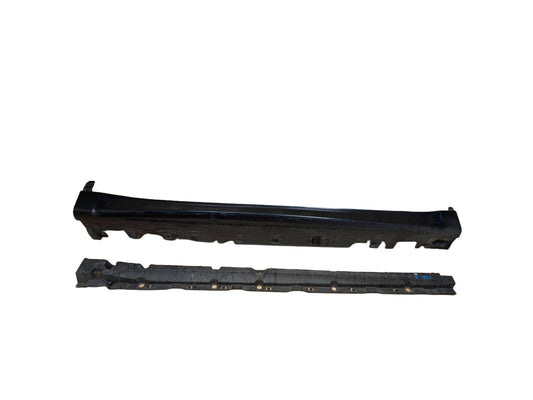 15-18 OEM BMW F86 X6M Right Passenger Side Skirt Rocker Panel Molding w/ Bracket
