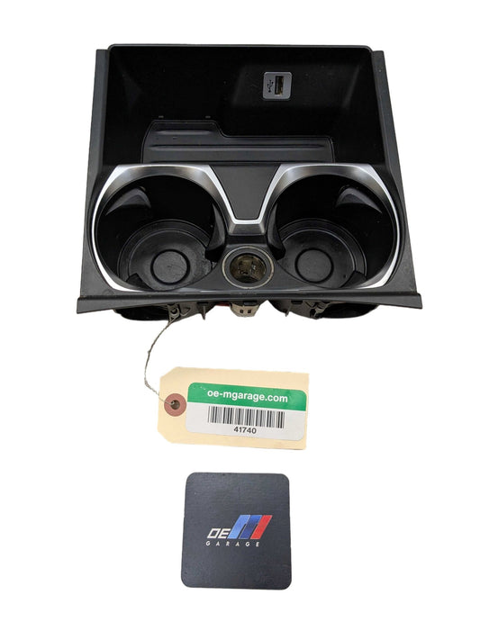 16-19 OEM BMW G11 G12 740 750 M760 Center Console Cup Holder USB Charging Port