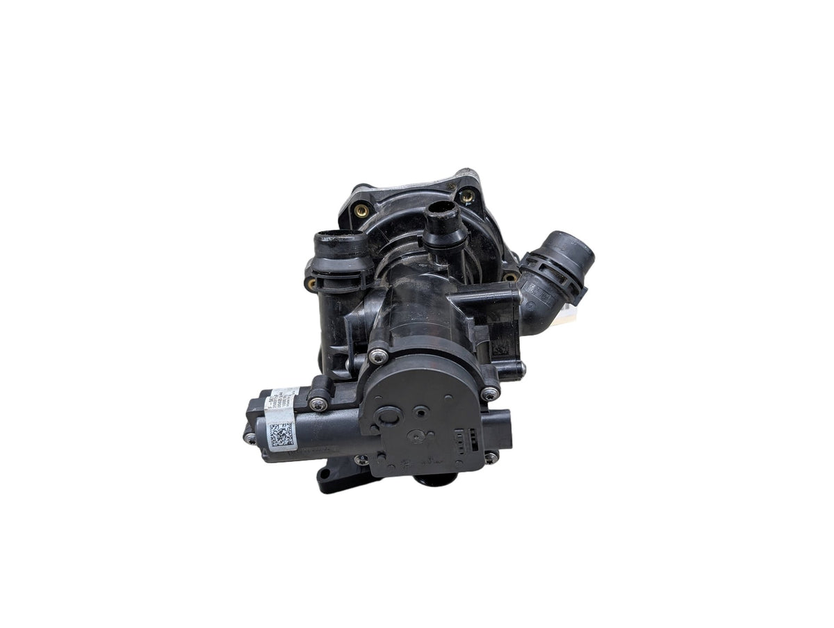 12-19 OEM AUDI A3 A4 A5 A6 S3 EA888 2.0L Engine Water Coolant Thermostat Pump