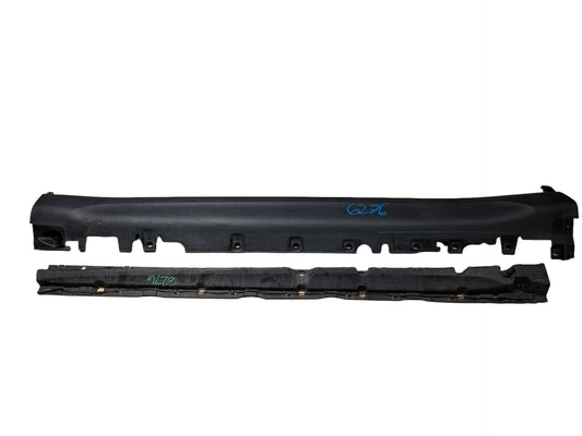 *14-18 OEM BMW F15 X5 Right Passenger Side Skirt Rocker Panel Molding w/ Bracket